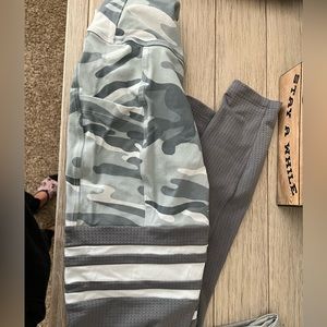 High waisted leggings